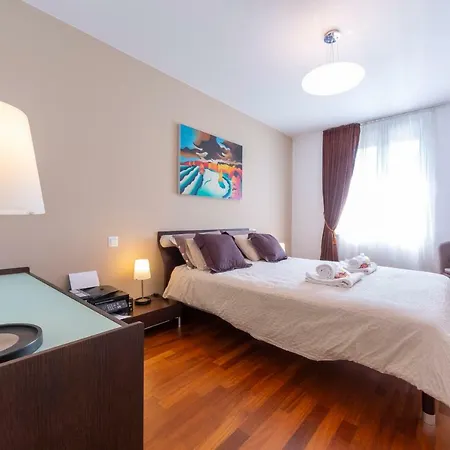 Apartment La Ceresiana