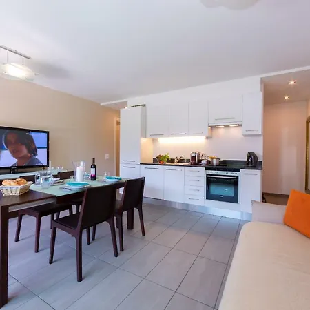 Apartment La Ceresiana